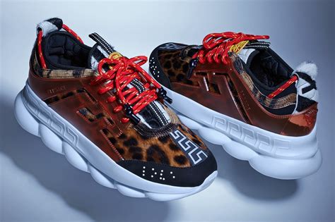 versace chain reaction sneakers sale|Altro.